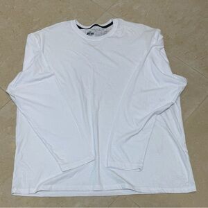 AT DRI athletech Sweater Long sleeve Crewneck Men size: 2XL/ 2EG white color
